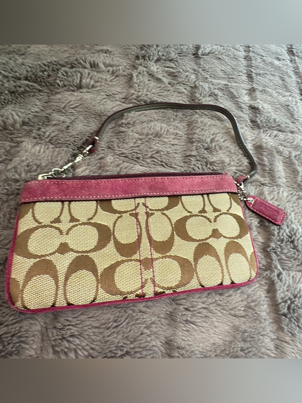 Coach Beige Signature Canvas Wristlet with burgundy suede trim. 7x4 (bags23)